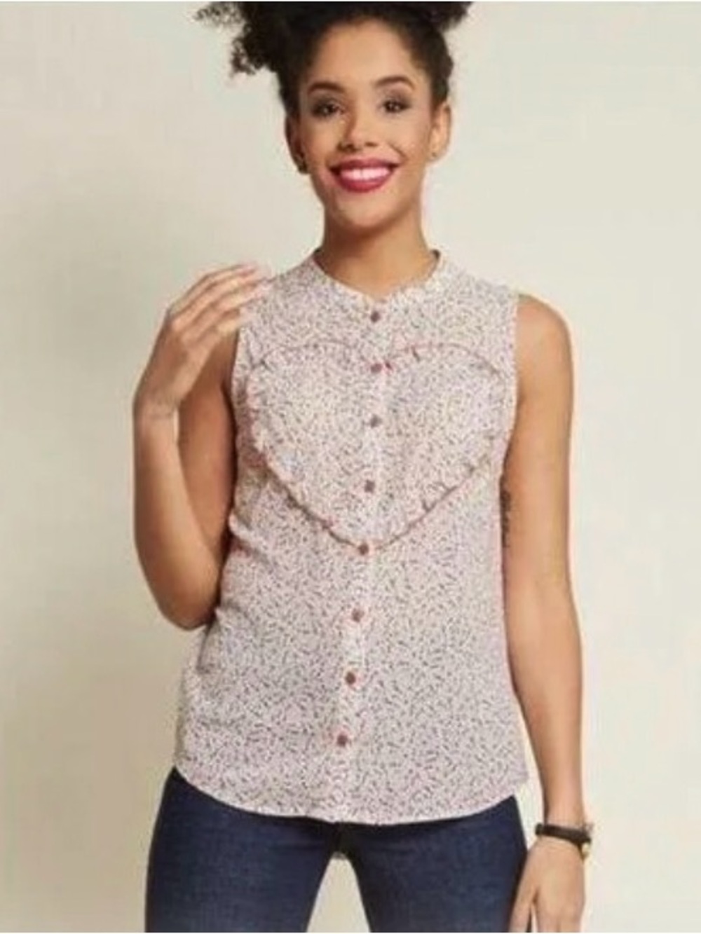 ModCloth Blush Pink Sleeveless Heart-Trim Button Down Shell Top